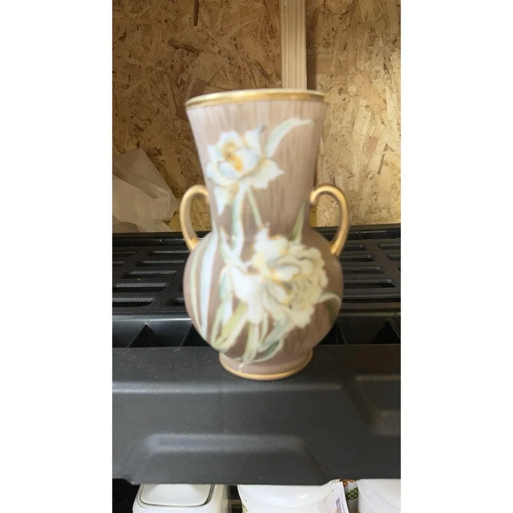 Antique Royal Nippon Hand-Painted Floral Vase with Handles & Gold‎ Accents